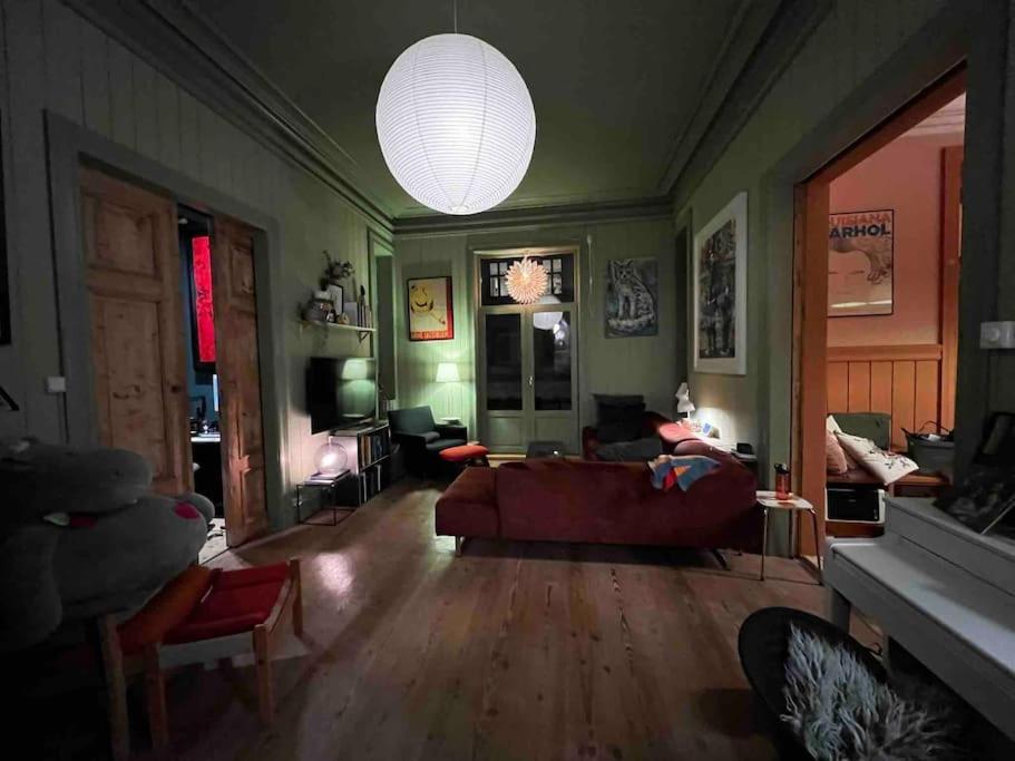 Elegant & Quiet Apartment In Historic House - Prime Location In Oslo West Buitenkant foto